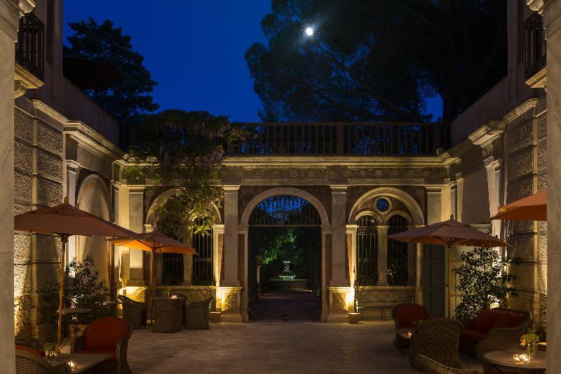 Palazzo Margherita Бернальда Экстерьер фото